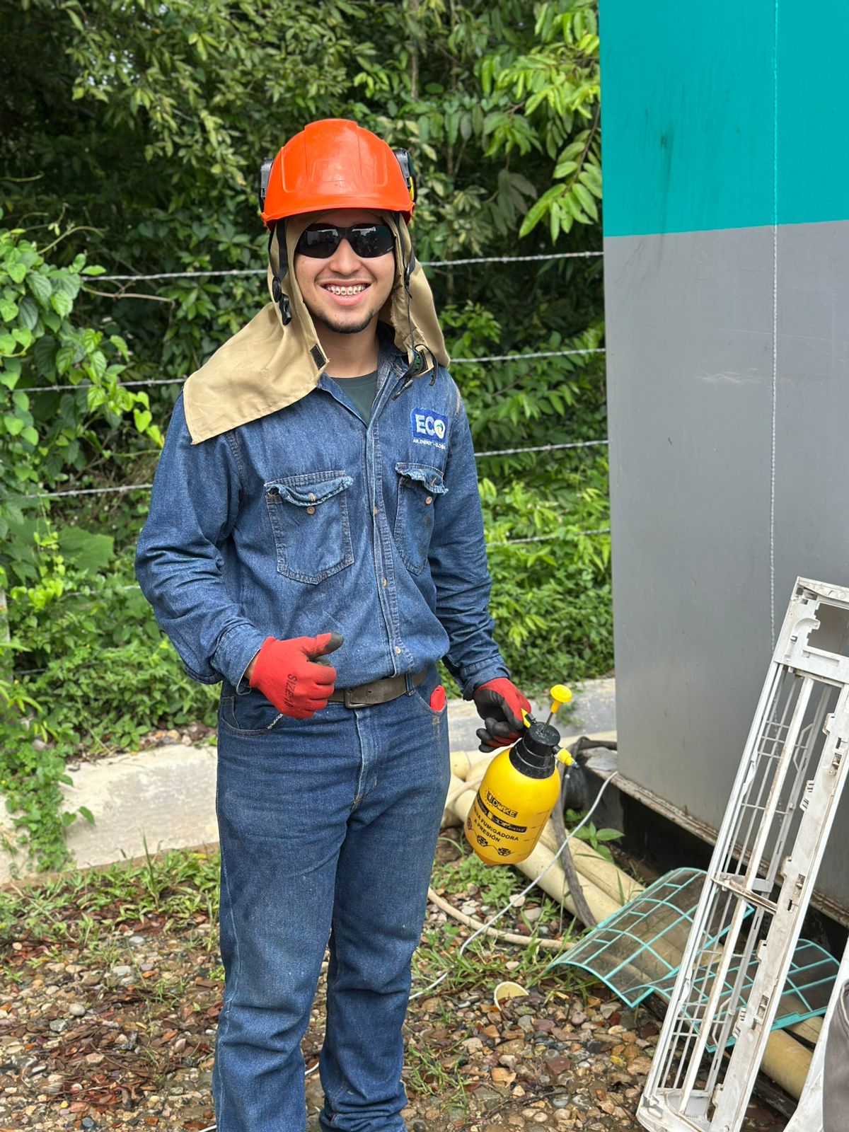 Personal técnico preparado para una jornada
